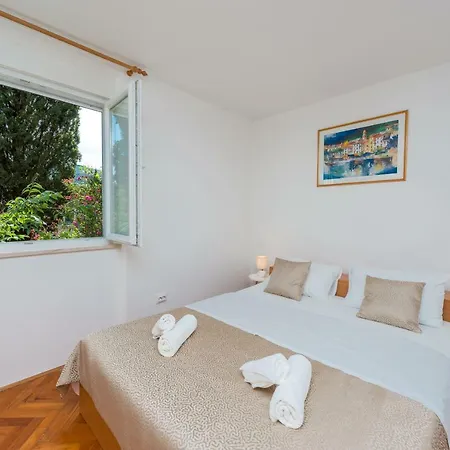 Blue Bay Apartment